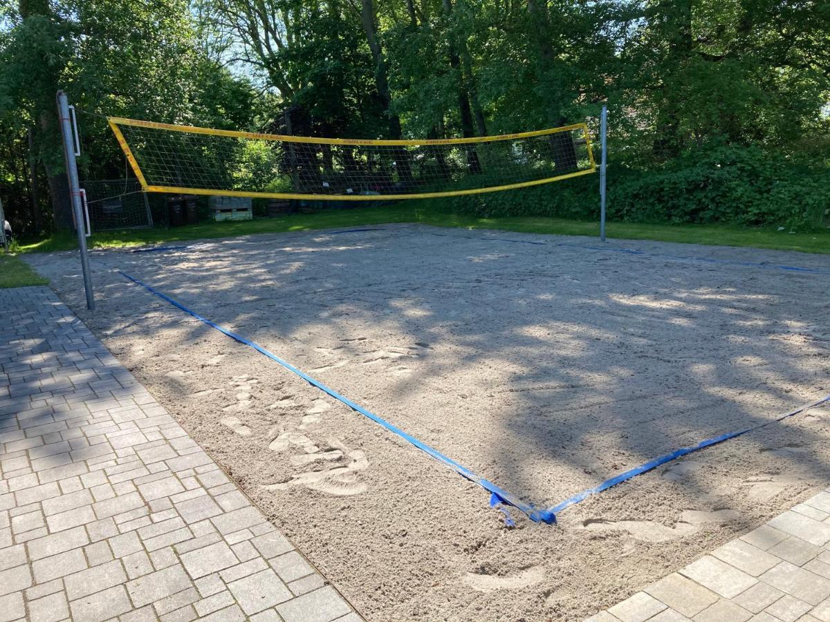 Wiek auf Rügen Ferienhaeuser Boddenstrand מראה חיצוני תמונה